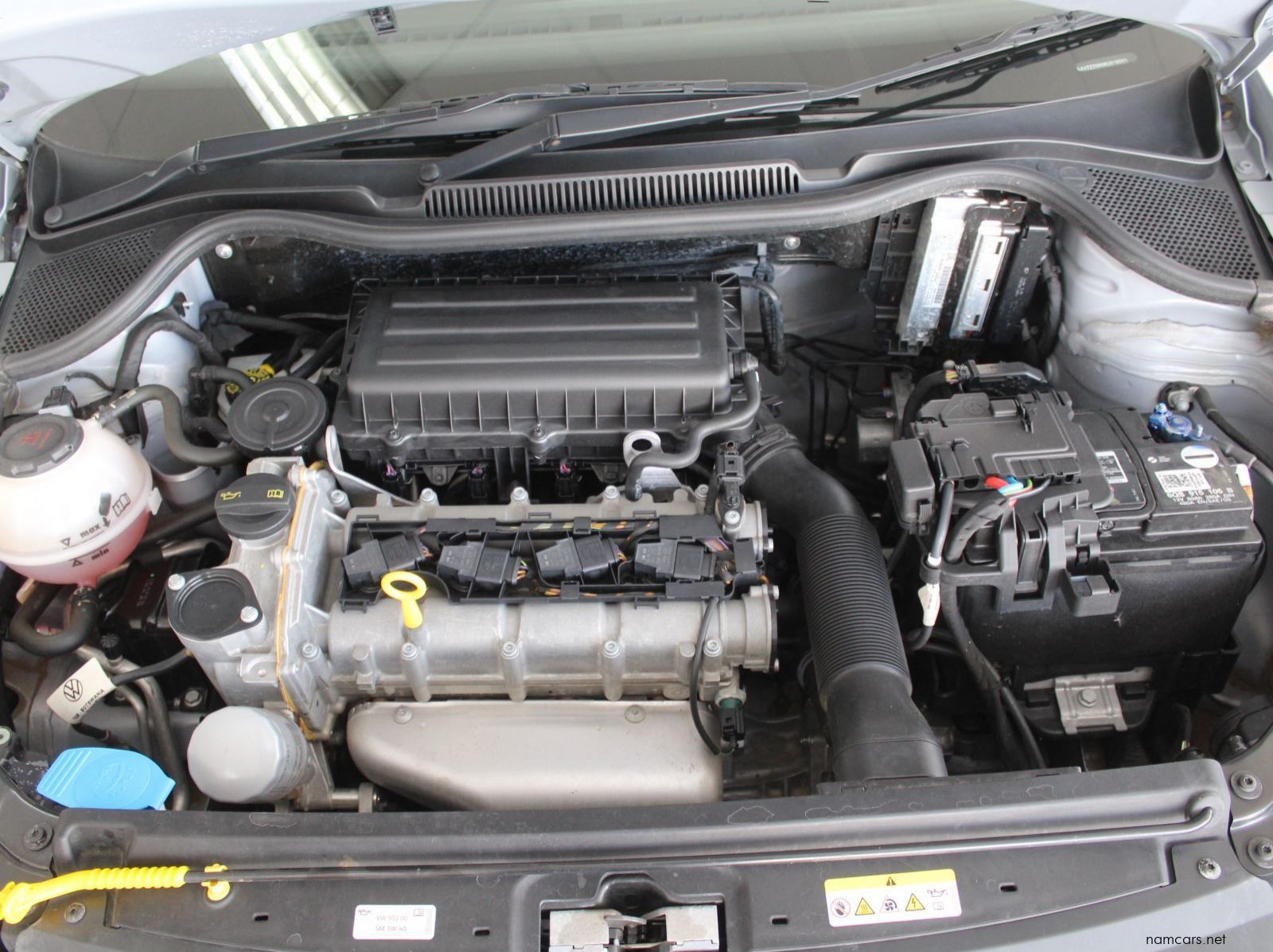 2024 Volkswagen Vw Polo Vivo Comfortline 1.6i Auto pictures