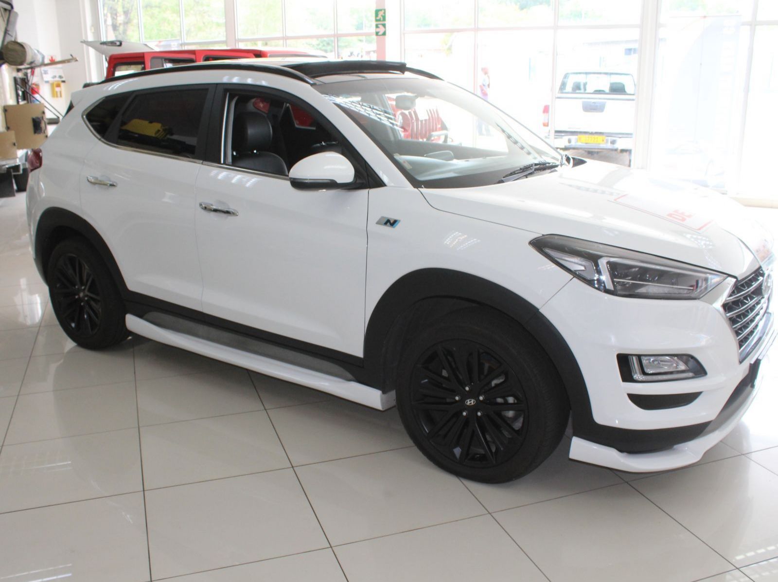 2020 Hyundai Tucson N Sport 2.0 TDI pictures