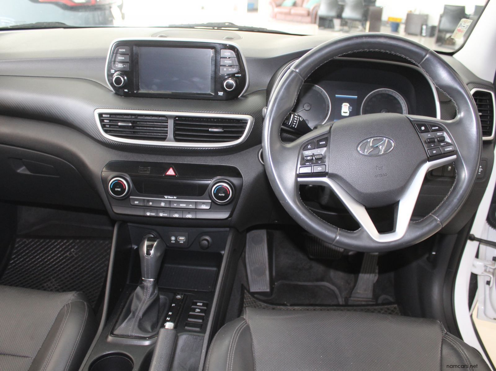 2020 Hyundai Tucson N Sport 2.0 TDI pictures