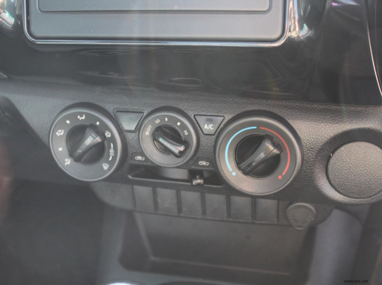 2019 Toyota Hilux 2.4GD A/C 4x2 Manual pictures