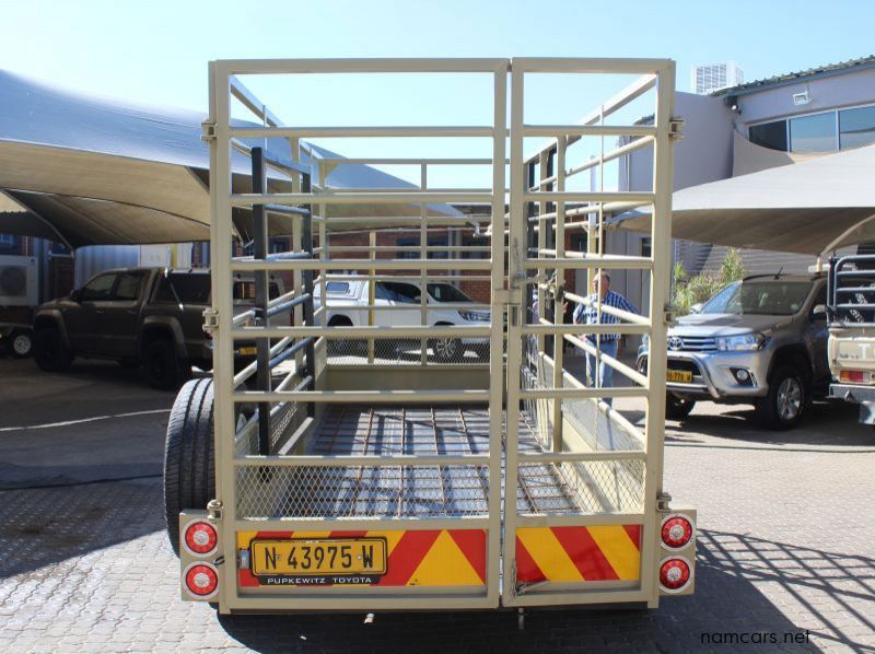 2022 DOUBLE AXEL SHEEP TRAILER pictures