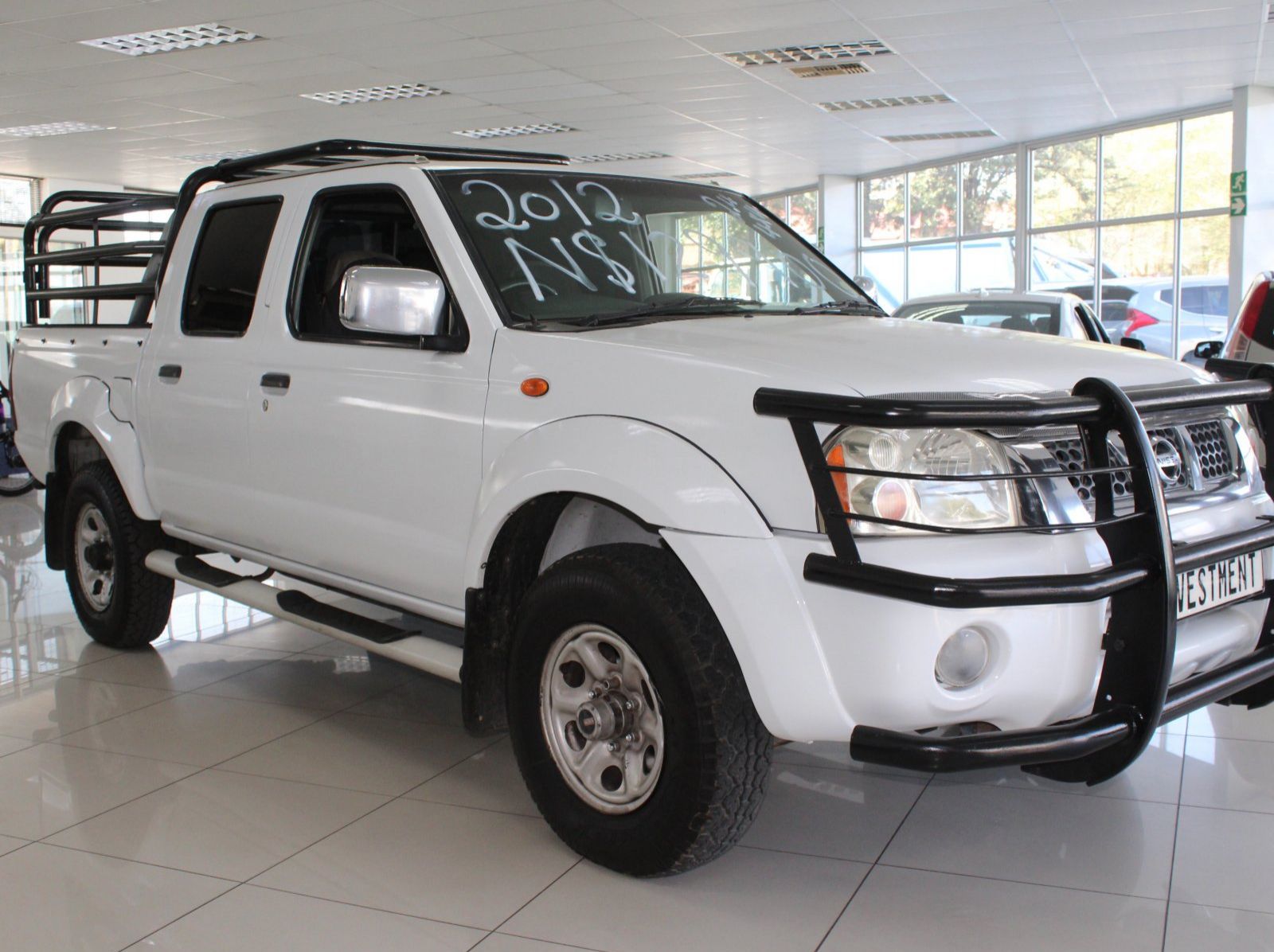 2012 Nissan Nissan Np300 2.4i pictures