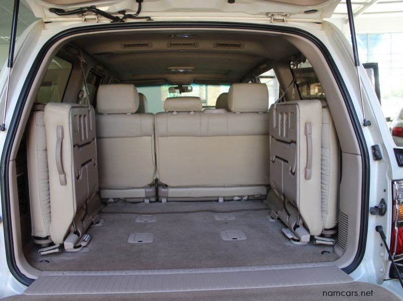 1999 Toyota LANDCRUISER 100 SERIES 4.7V8 A/T pictures