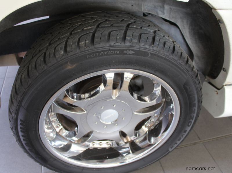 1999 Toyota LANDCRUISER 100 SERIES 4.7V8 A/T pictures