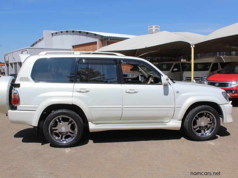 1999 Toyota LANDCRUISER 100 SERIES 4.7V8 A/T pictures