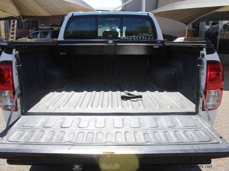 2019 Toyota HILUX 2.8GD6 A/T 4X4 D/C pictures