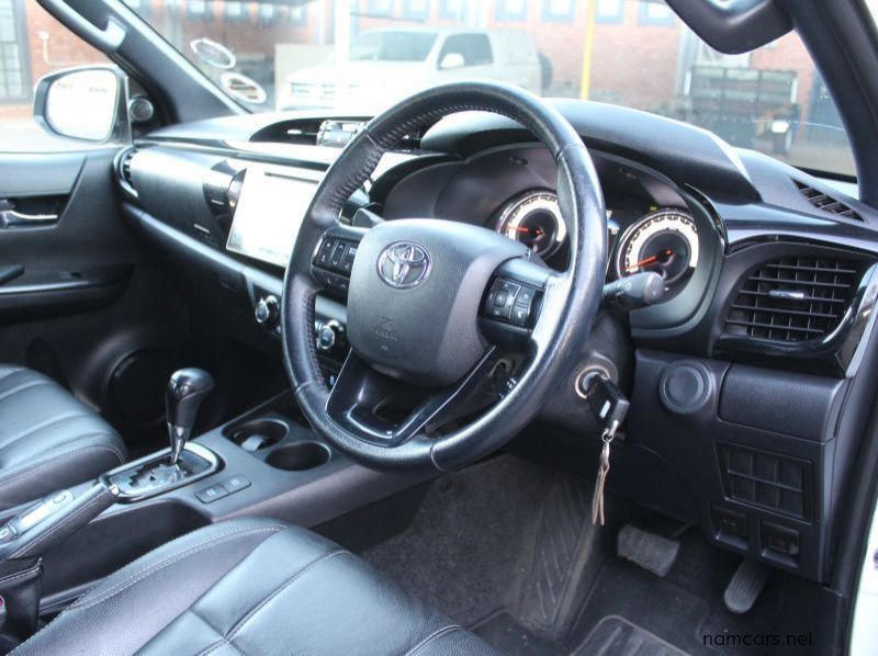 2019 Toyota HILUX 2.8GD6 A/T 4X4 D/C pictures