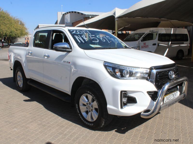 2019 Toyota HILUX 2.8GD6 A/T 4X4 D/C pictures
