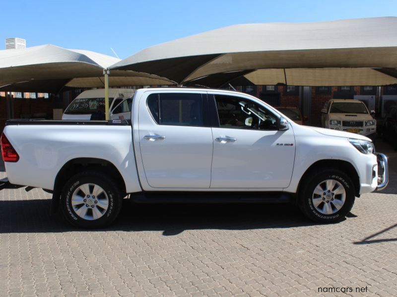 2019 Toyota HILUX 2.8GD6 A/T 4X4 D/C pictures