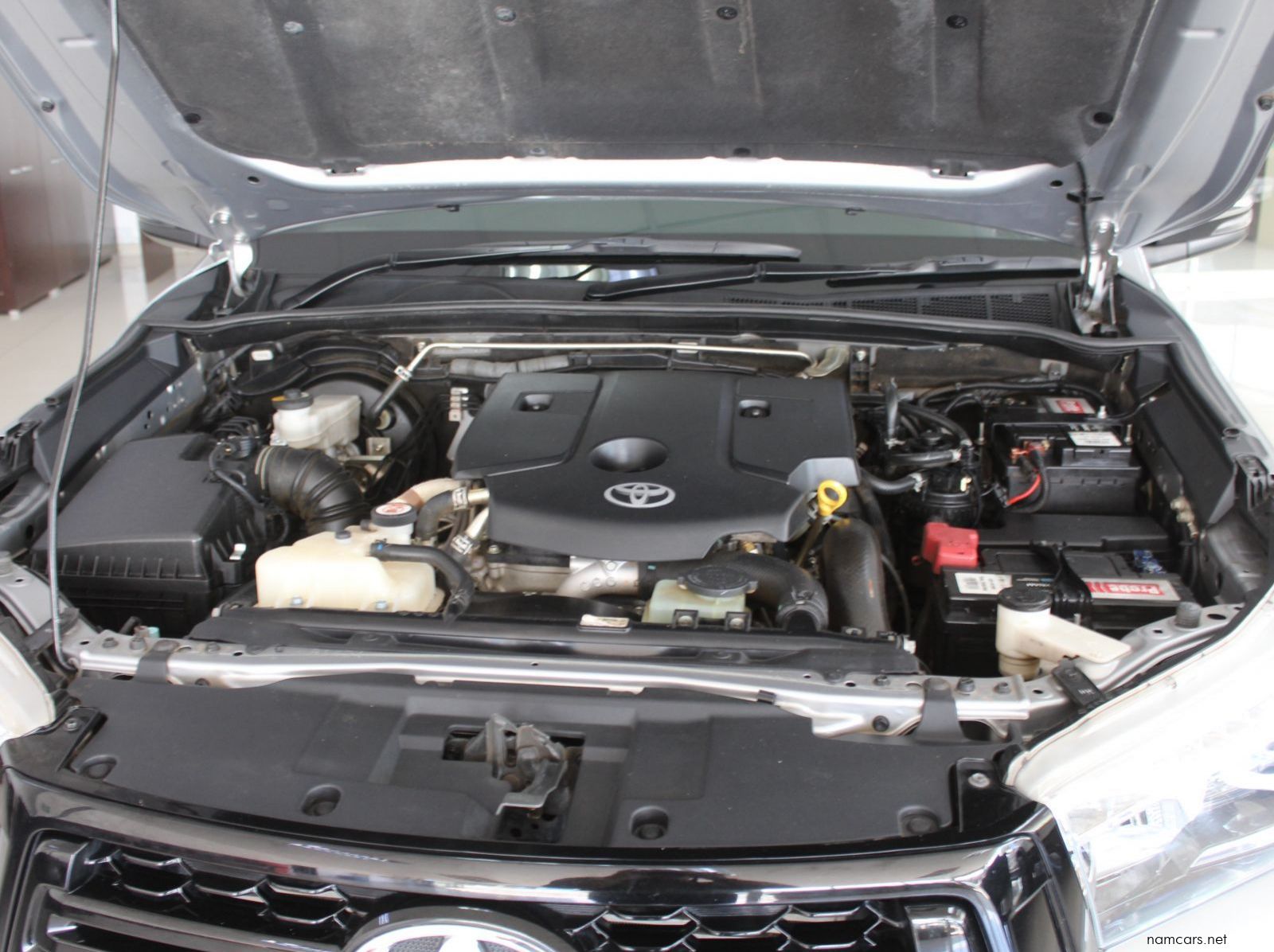 2019 Toyota Hilux DCab Legend 50 4x4 auto pictures