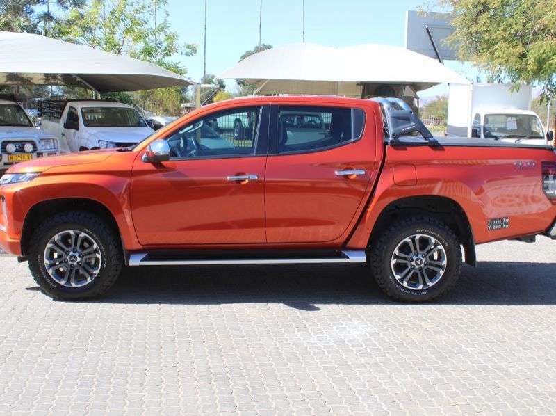 2019 Mitsubishi Triton Supper select 2 pictures