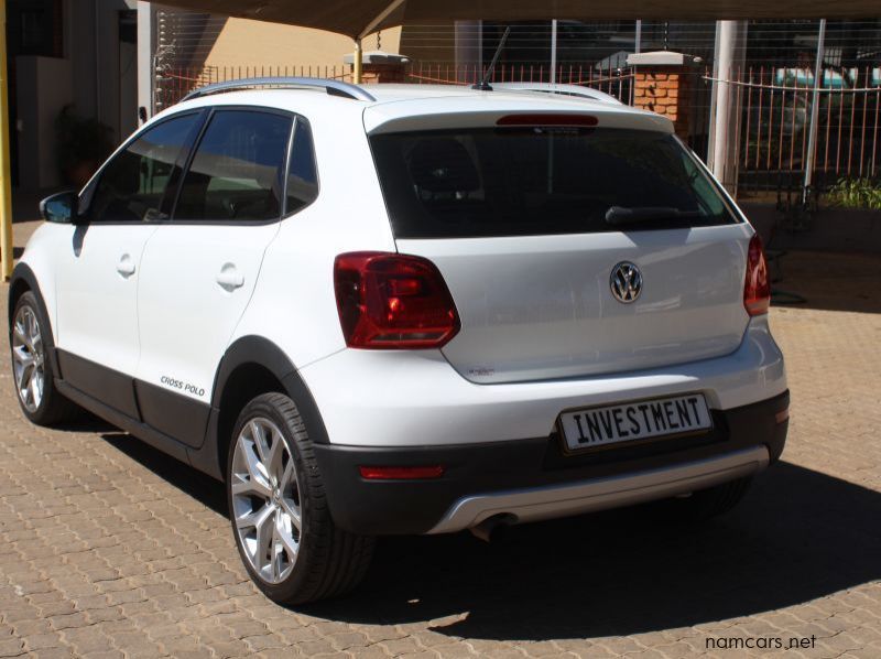 2017 Volkswagen Cross Polo 1.2TSI pictures