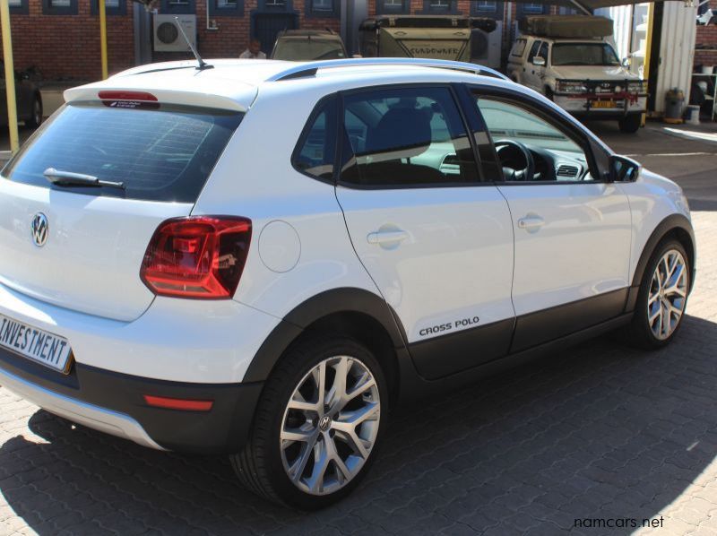 2017 Volkswagen Cross Polo 1.2TSI pictures