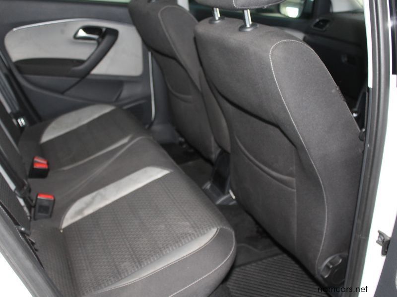 2017 Volkswagen Cross Polo 1.2TSI pictures