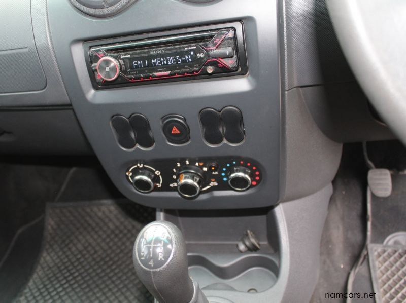 2019 Nissan NP200 1.5CDI A/C pictures