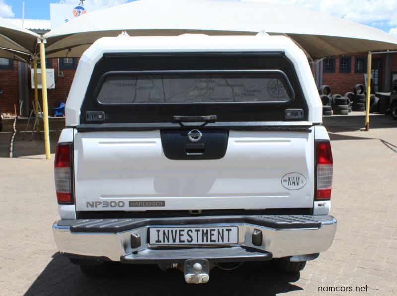 2017 Nissan NP300 2.5TDI D/C 4X4 pictures