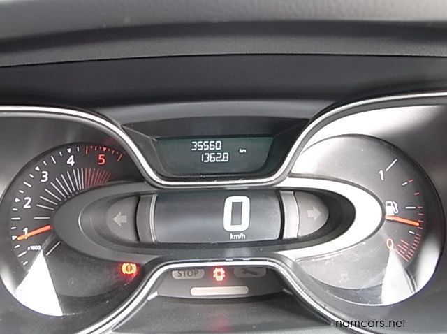 2017 Renault Captur 1.5 dCi 66KW Turbo Diesel pictures