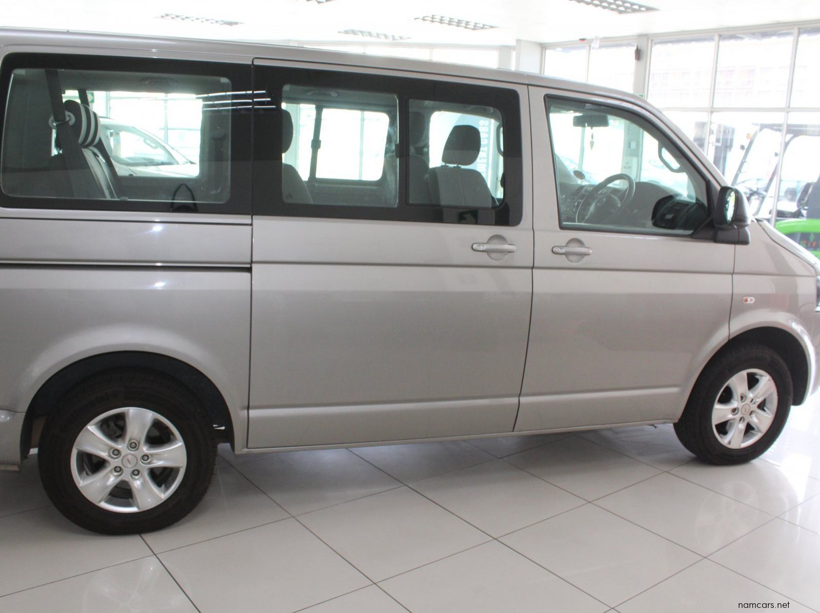 2014 Volkswagen Kombi 2.0 TDI pictures
