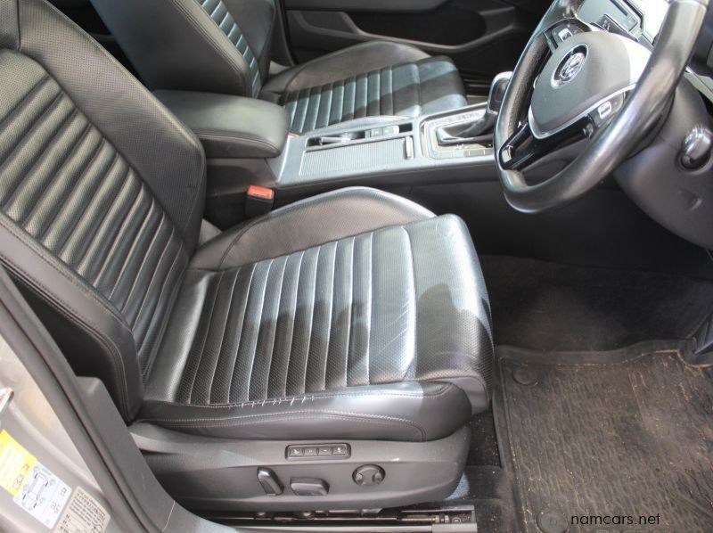2016 Volkswagen PASSAT 2.0TSI DSG R-LINE EXECUTIVE pictures