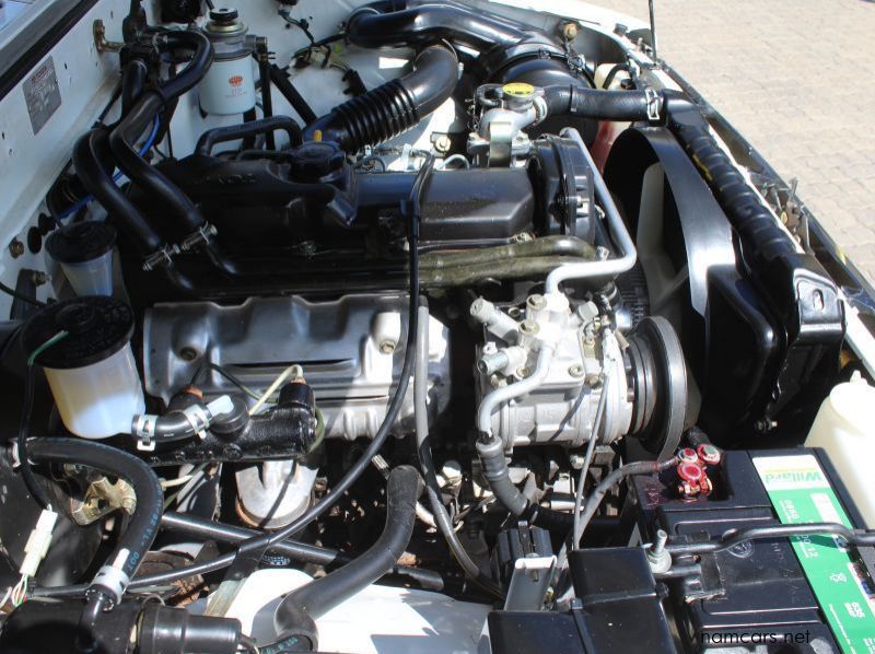 1997 Toyota Hilux 2.4 Diesel 2x4 SWB pictures