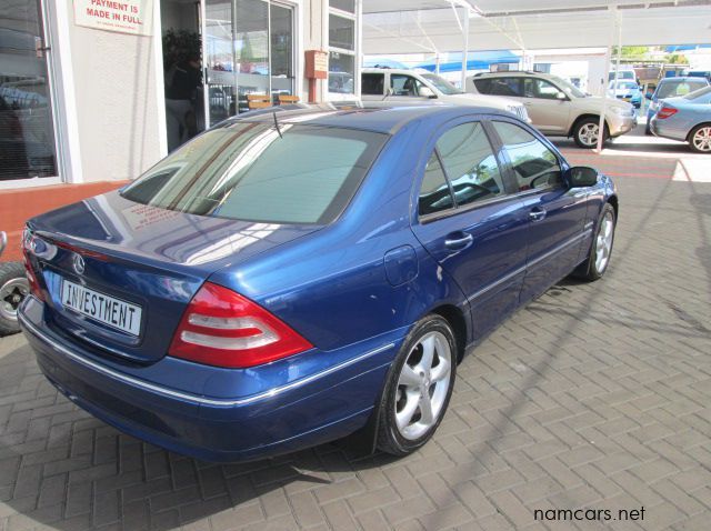 2002 Mercedes-Benz C240 pictures