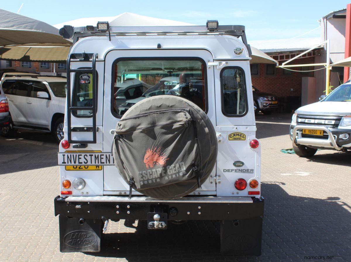 2011 Land Rover Defender LWB 5 door pictures