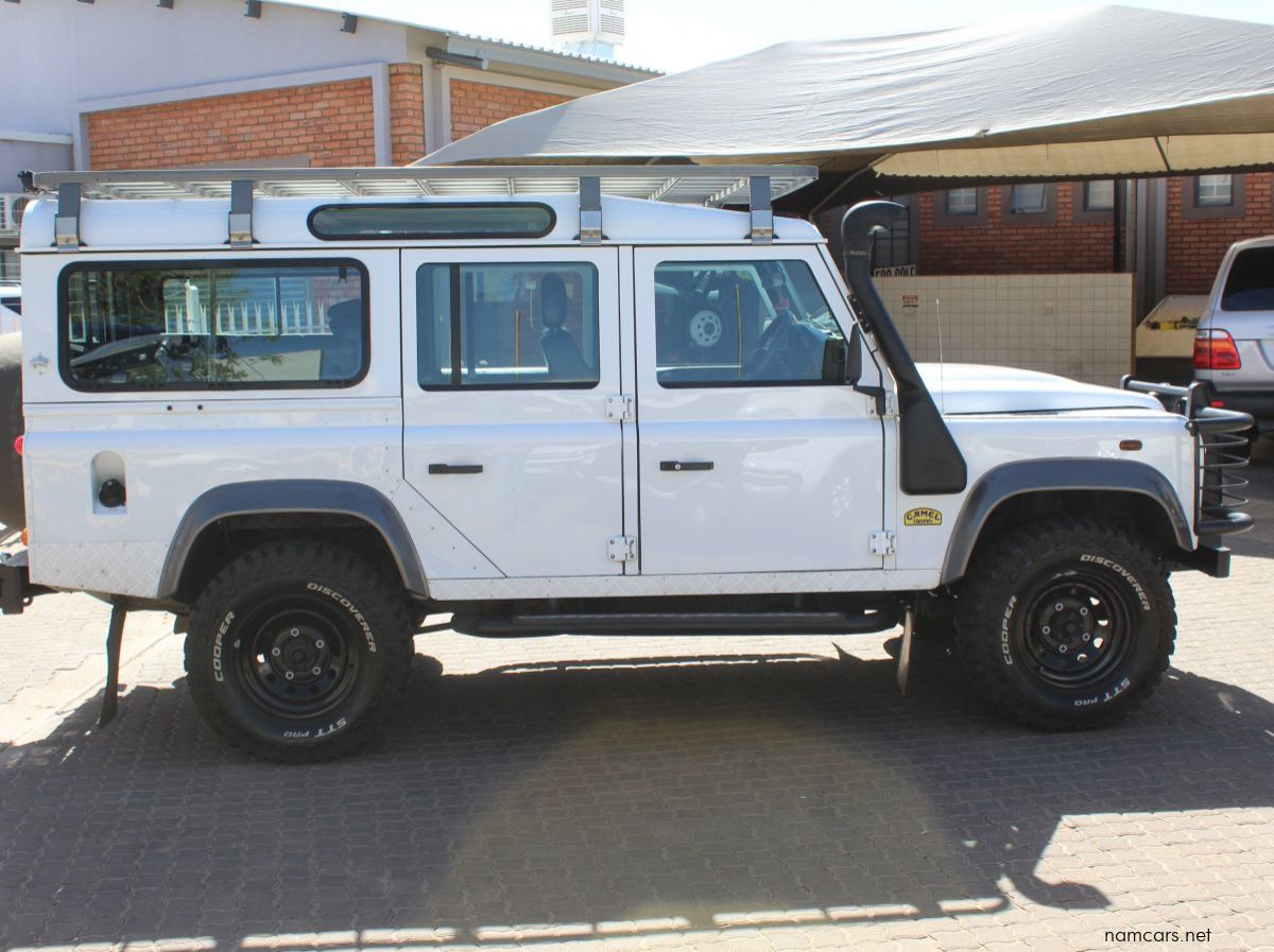 2011 Land Rover Defender LWB 5 door pictures