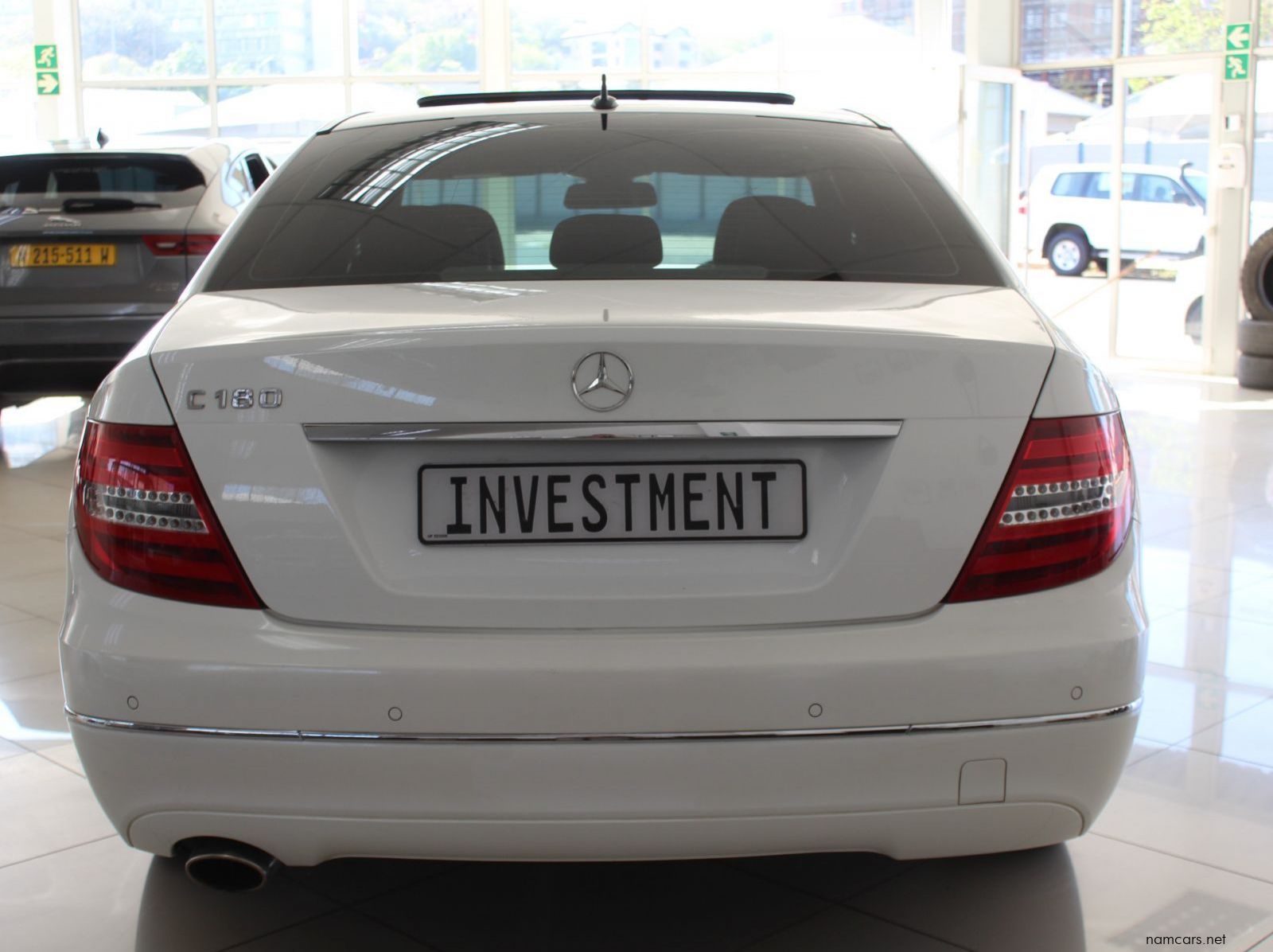 2013 Mercedes-Benz C180 Auto pictures