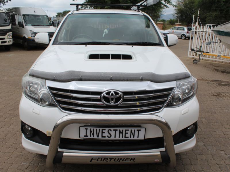 2013 Toyota Fortuner 3.0 D4D 4x4 Manual pictures
