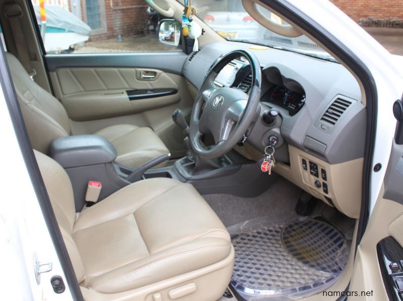 2013 Toyota Fortuner 3.0 D4D 4x4 Manual pictures