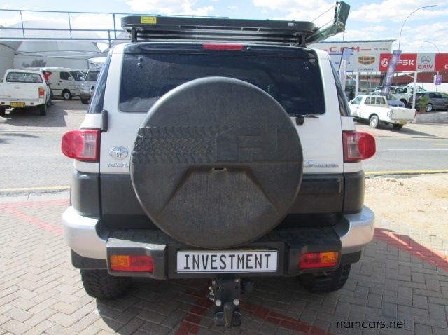 2012 Toyota FJ Cruiser pictures