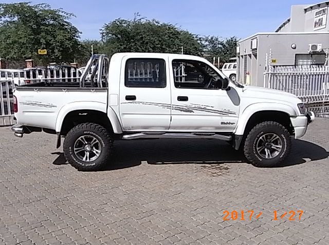 1999 Toyota Toyota Hilux Legend 35 pictures