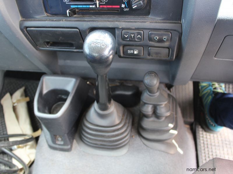 2015 Toyota LANDCRUISER 4.5 V8 DIESEL TURBO S/C 4X4 pictures