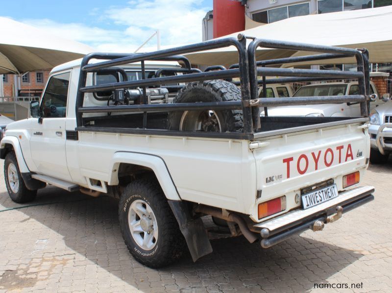 2015 Toyota LANDCRUISER 4.5 V8 DIESEL TURBO S/C 4X4 pictures