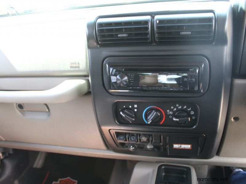 2003 Jeep Wrangler TJ 4.0 Sahara 4.0 Manual 5 speed pictures