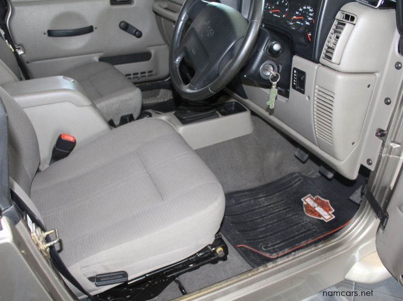 2003 Jeep Wrangler TJ 4.0 Sahara 4.0 Manual 5 speed pictures