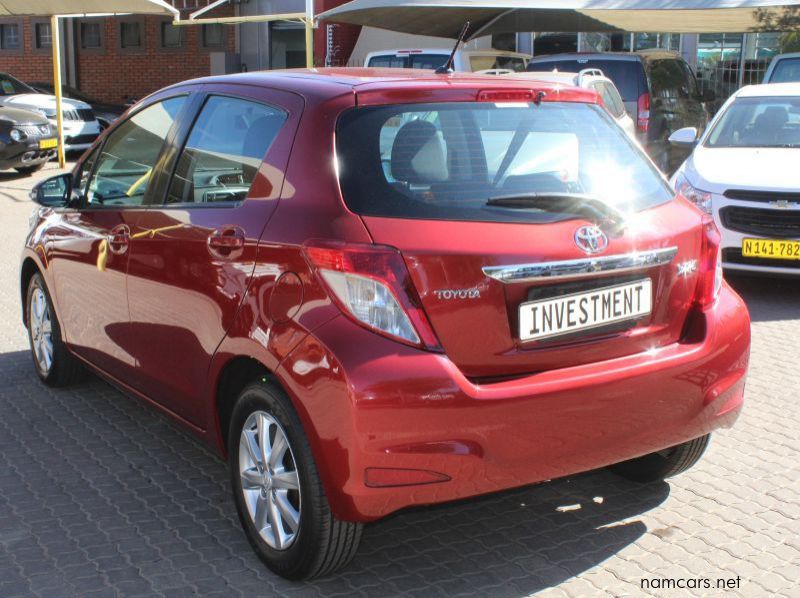 2014 Toyota Yaris 1.3 Manual pictures