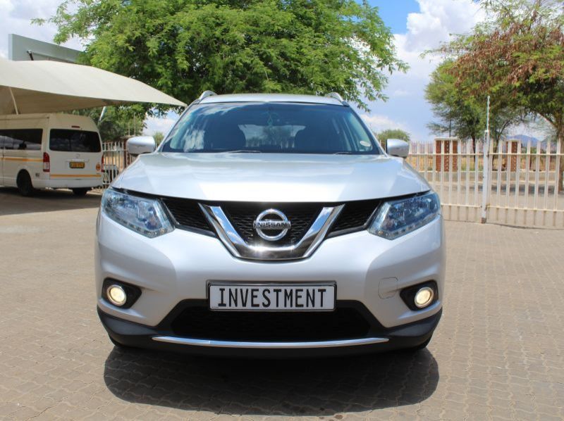 2014 Nissan X-TRAIL 2.0 XE pictures