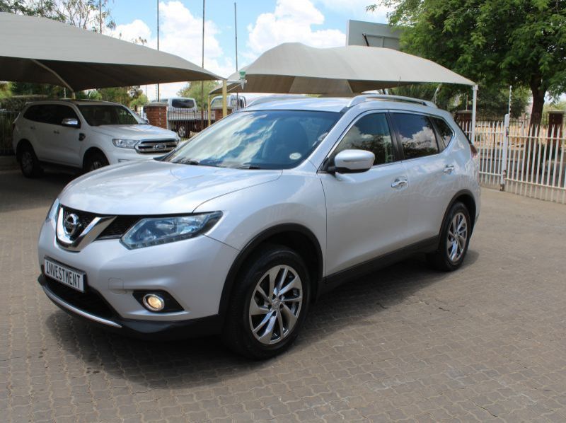 2014 Nissan X-TRAIL 2.0 XE pictures