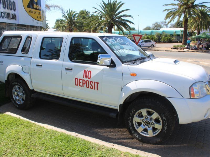 2020 Nissan NP300 2.5TDI D/C 4X4 pictures