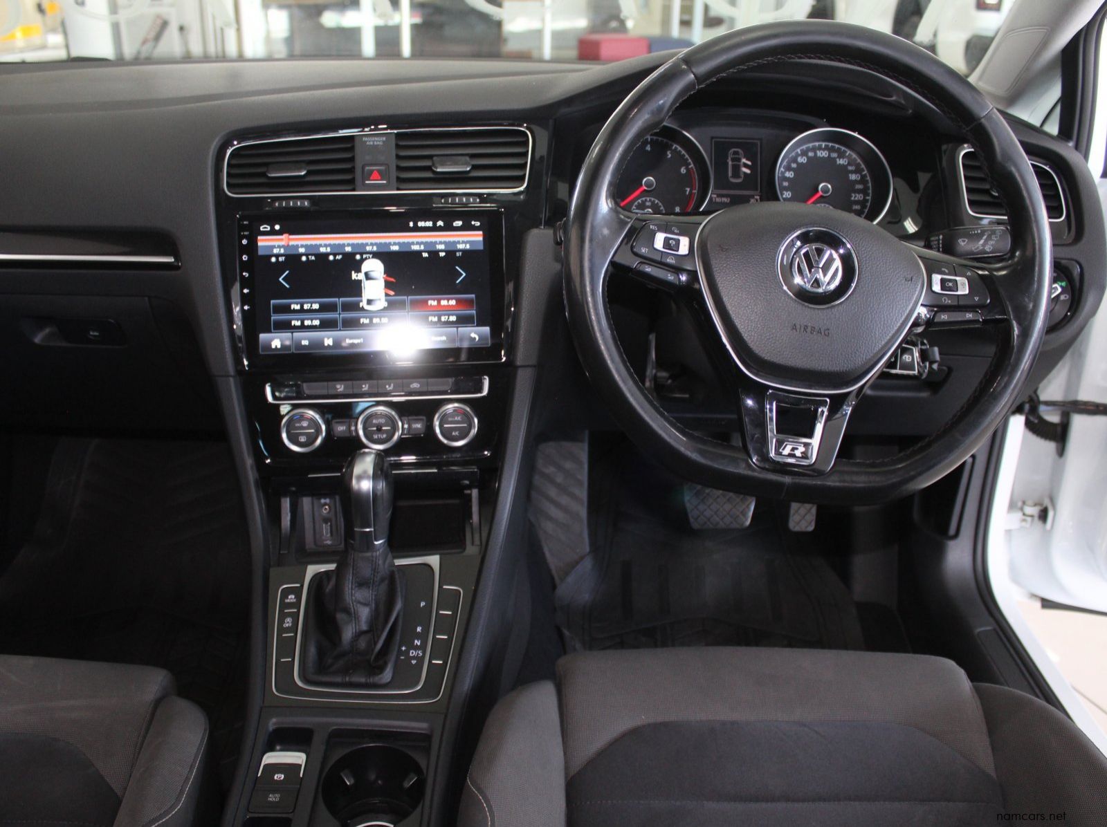2013 Volkswagen Golf 7 TSI pictures