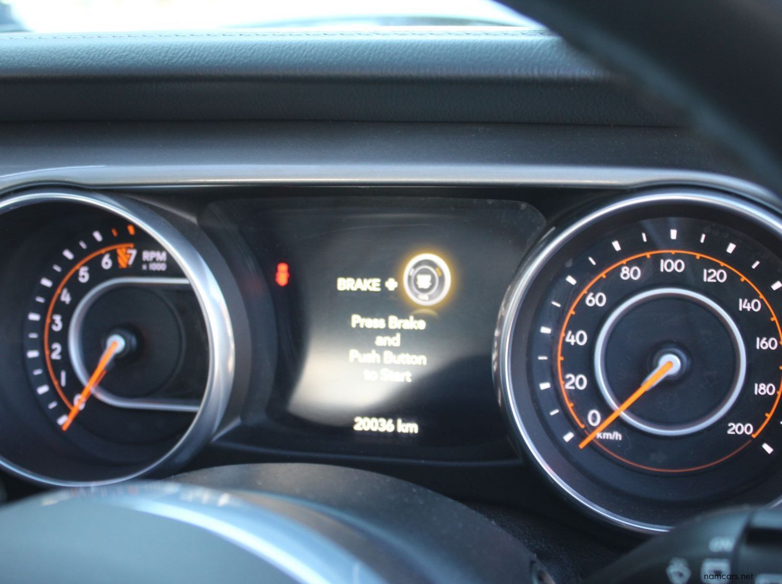 2020 Jeep Sahara Unlimited pictures