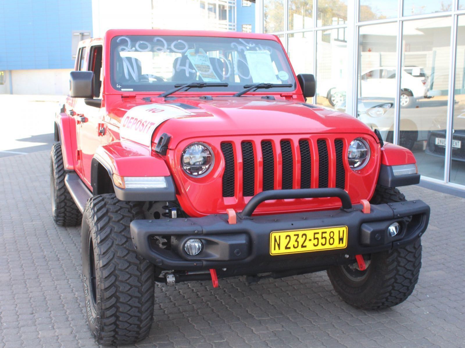 2020 Jeep Sahara Unlimited pictures