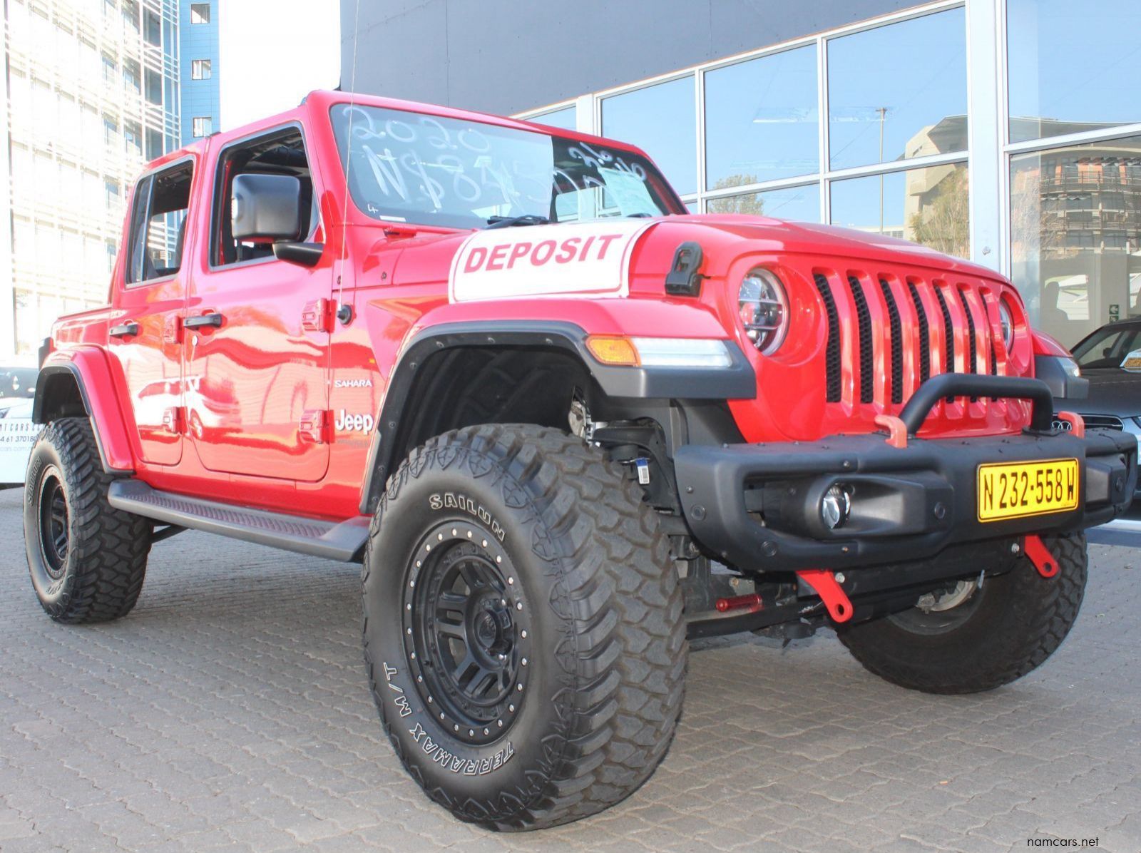 2020 Jeep Sahara Unlimited pictures