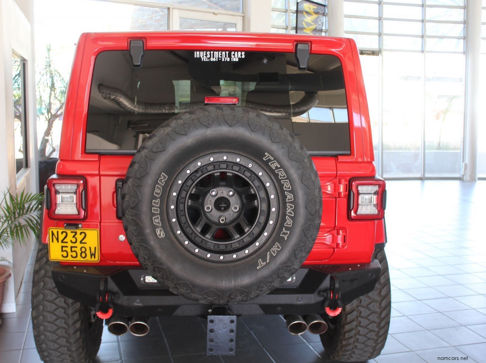 2020 Jeep Sahara Unlimited pictures