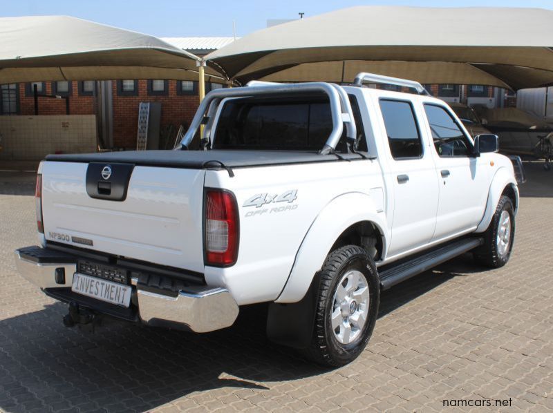 2021 Nissan NP300 2.5TDI D/C 4X4 pictures