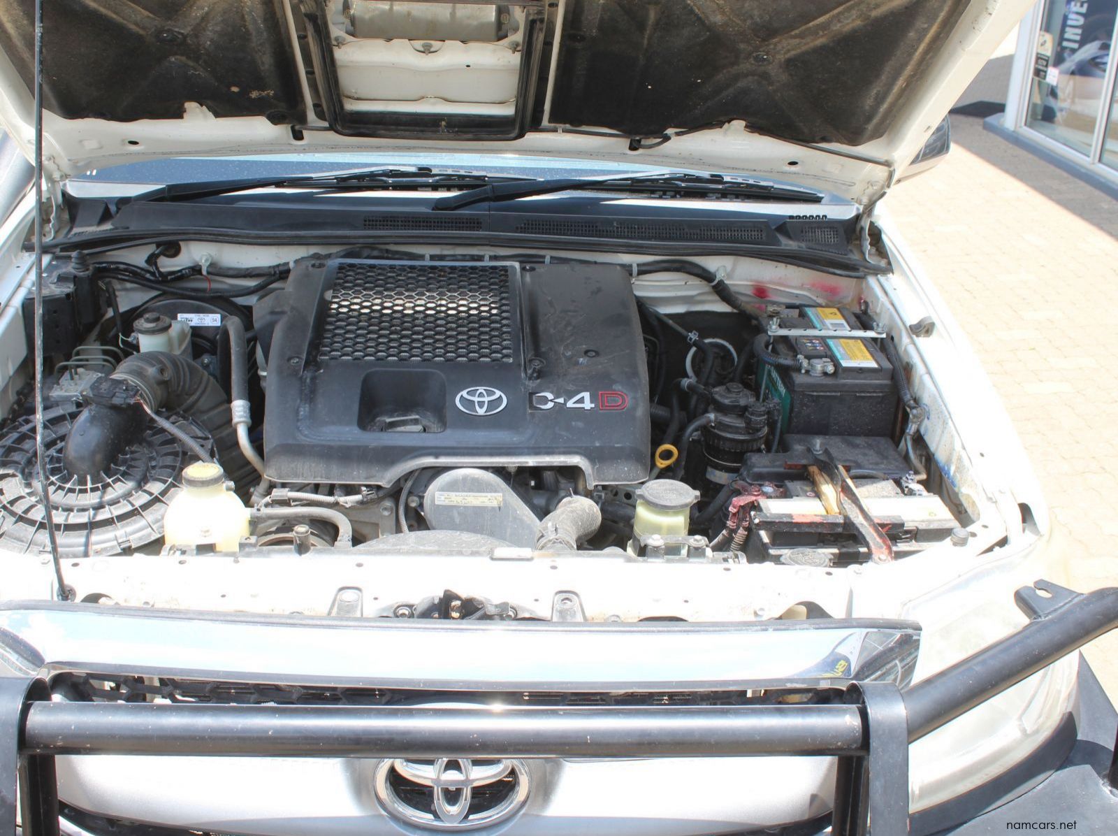2011 Toyota Hilux 3.0 D4D Dcab pictures