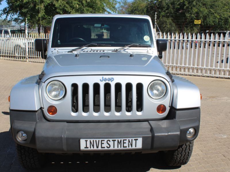 2013 Jeep WRANGLER 3 dr 3.6 V6 A/T SAHARA 4X4 pictures