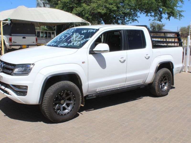 2018 Volkswagen AMAROK HILINE+ V6 TDI D/C DSG 4MOTION pictures