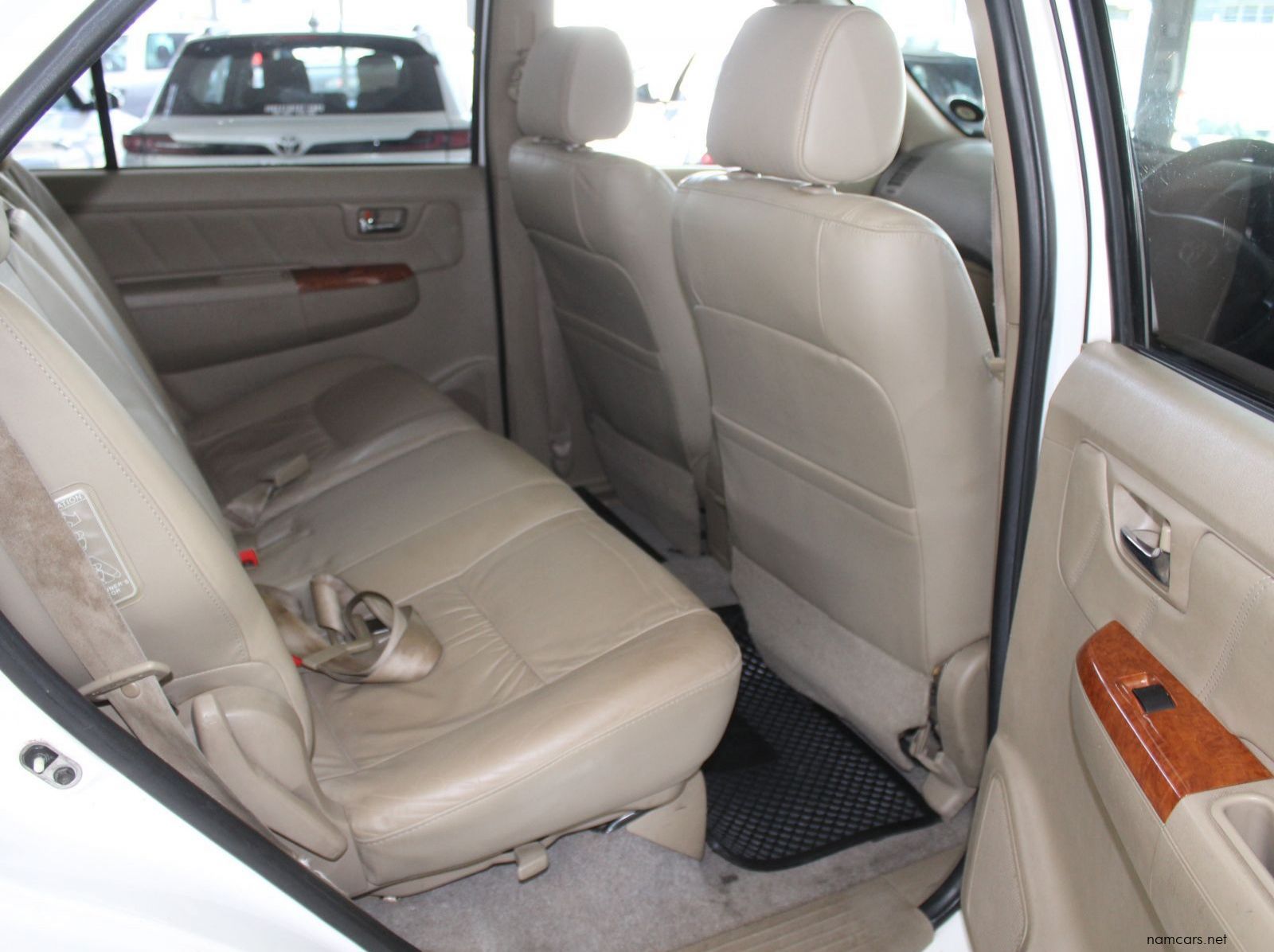 2011 Toyota Fortuner 3.0 D4D Auto 4x4 pictures